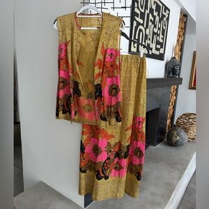 2 pc vintage set - vest / tank & skirt one size fits most
